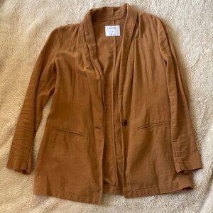 Relaxed Linen Blazer
